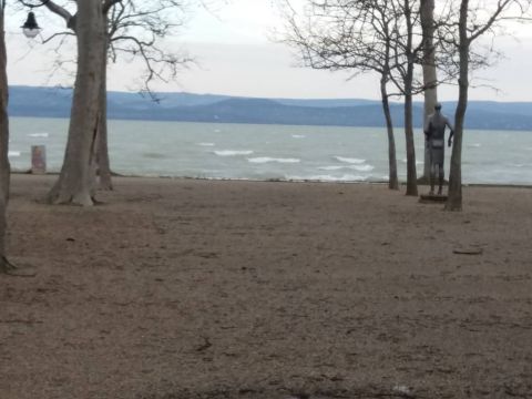 Eladó Telek 8623 Balatonföldvár , vízközeli, panorámás