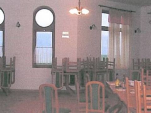 Eladó Vendéglátás 3993 Füzérradvány 
