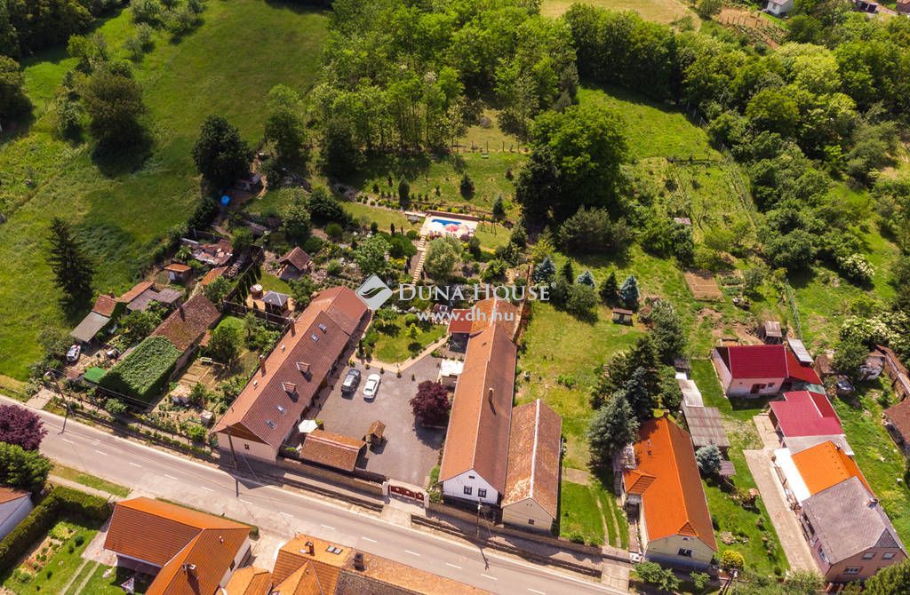 7394 Magyarhertelend , Hertelendi fürdő közelében — 1/31