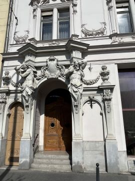 Eladó Iroda 1056 Budapest 5. kerület , Belgrád rakpart