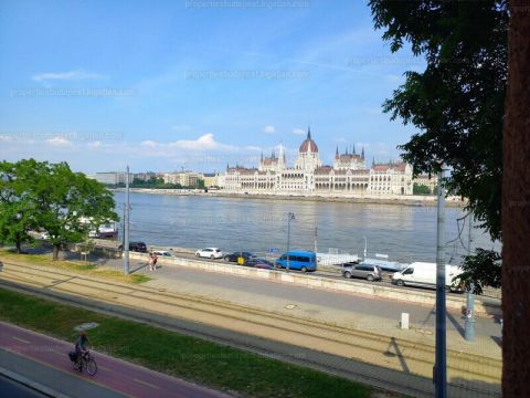 Eladó Lakás 1011 Budapest 1. kerület PARLAMENTRE ÖRÖK PANORÁMÁS LAKÁS A BEM RAKPARTON