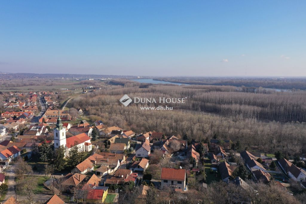 For sale House 2030 Érd, 