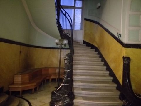 Kiadó Iroda 1056 Budapest 5. kerület 