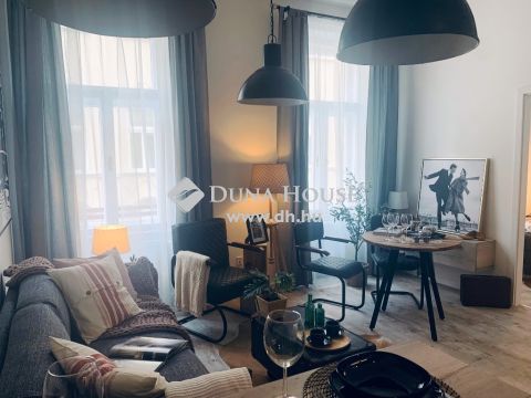 Eladó Lakás, Budapest 6. kerület - Liszt Ferenc tér - Airbnb - teljesen berendezett - szuper lakás 
