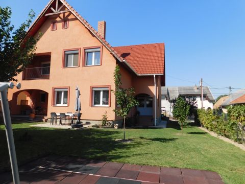Eladó Ház 2440 Százhalombatta 
