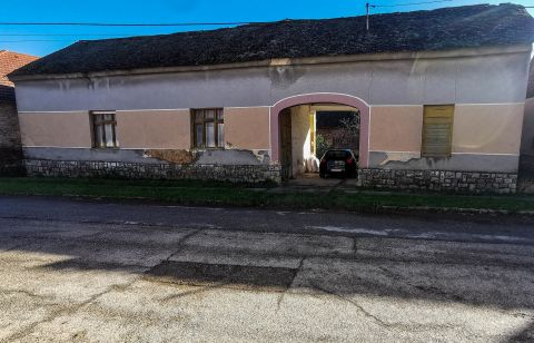 Eladó Ház 7334 Szalatnak 