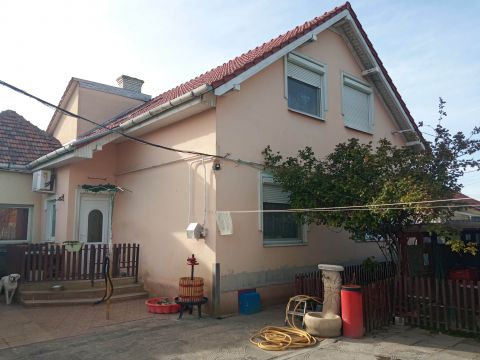 Eladó Ház 6791 Szeged , Szegedhez közel