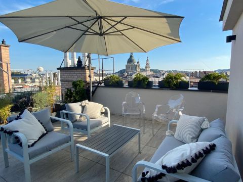 Eladó Lakás 1066 Budapest 6. kerület , NAGYTERASZOS, PANORÁMÁS DUPLEX LAKÁS