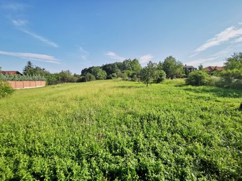 Eladó Telek 8000 Székesfehérvár 
