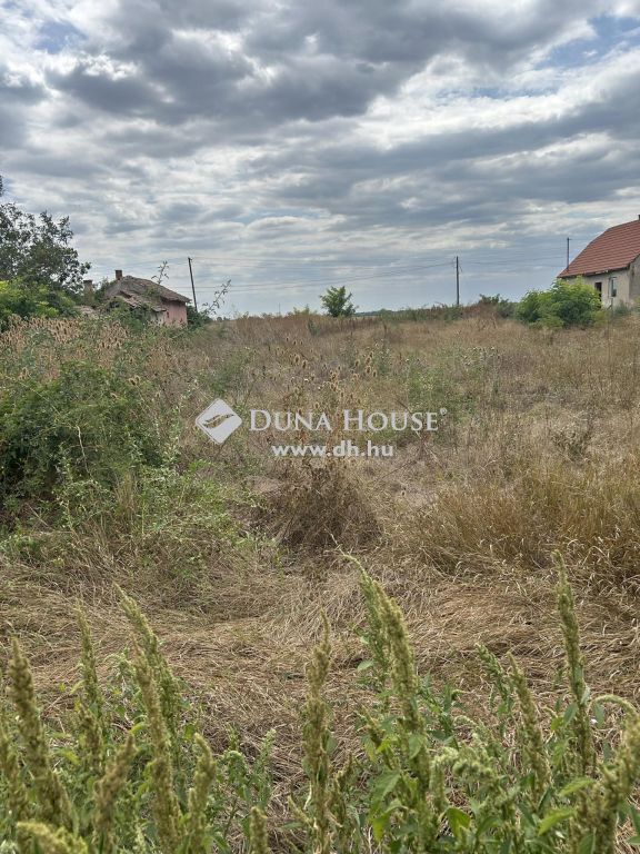 5430 Tiszaföldvár — 1/4