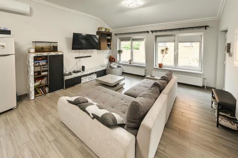 Eladó Ház 6050 Lajosmizse , NAPPALI+3 SZOBÁS CSALÁDI HÁZ PINCÉVEL, MELLÉKÉPÜLETTEL!