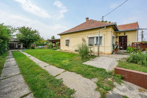 Eladó Ház 2315 Szigethalom 