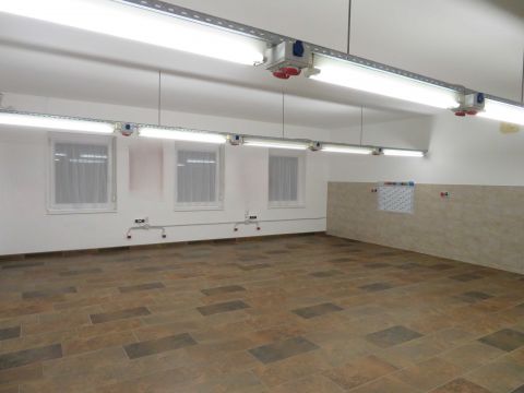 Kiadó Ház 6320 Solt , TÖBBFÉLE HASZNOSÍTÁSRA alkalmas kiadó ingatlan Solton! 
