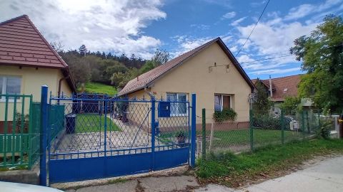 Eladó Ház 2094 Nagykovácsi 