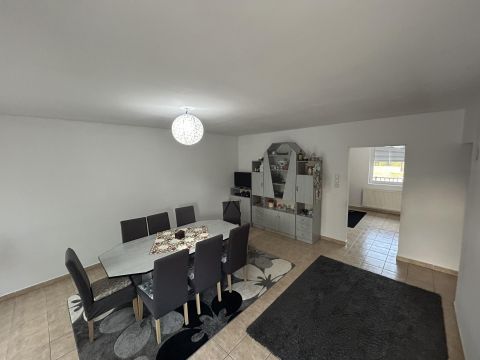 Eladó Ház 2344 Dömsöd , 3 szoba + nappalis családi ház Dömsödön