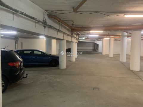 Eladó Parkoló 7621 Pécs 