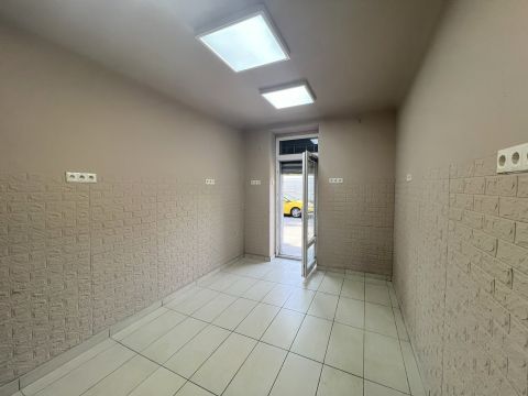 Kiadó Üzlethelyiség 1101 Budapest 10. kerület 