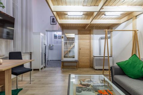 Eladó Lakás 1066 Budapest 6. kerület , Szép házban - loft jellegű, felújított stúdió lakás - álló galéria