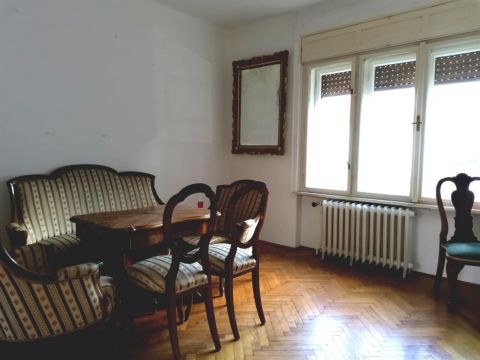 Eladó Ház 7623 Pécs , Kompakt családi ház az Egyetemek és a Belváros között félúton! 