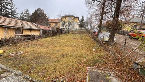 Eladó Telek 2000 Szentendre 