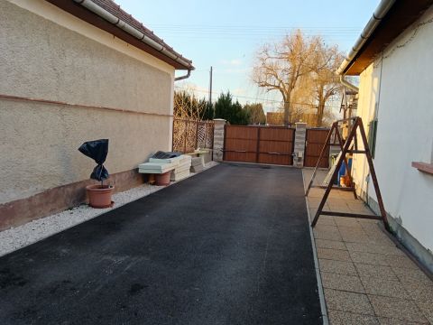 Eladó Ház 2738 Cegléd Külső Budai út