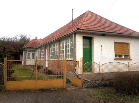 Eladó Ház 2525 Bajna 