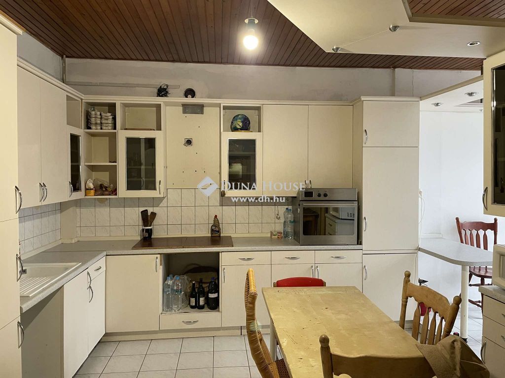 6725 Szeged , Alsóváros — 1/37