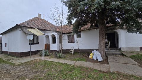 Eladó Ház 6455 Katymár , Csendes utcában