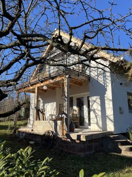 Eladó Ház 8220 Balatonalmádi Balatonalmádi tetején hangulatos, szuper kis családi ház!