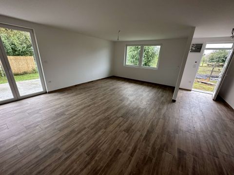 Eladó Ház 2366 Kakucs , Csendes utcában