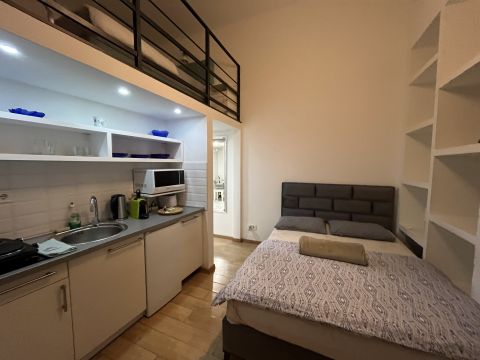 Eladó Lakás 1073 Budapest 7. kerület 