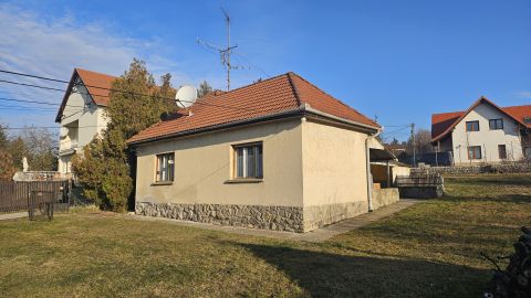 Eladó Ház 2000 Szentendre , Pismány