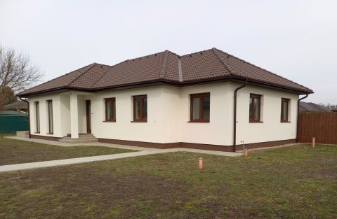 Eladó Ház 5600 Békéscsaba Békekertek