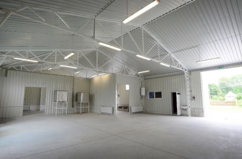 Eladó Ipari 3425 Sály 