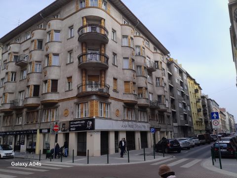 Eladó Tároló/Raktár 1137 Budapest 13. kerület , Újlipótvárosban eladó üzlethelyiségnek kialakítható raktár