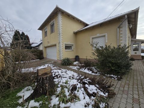 Eladó Ház 4225 Debrecen 