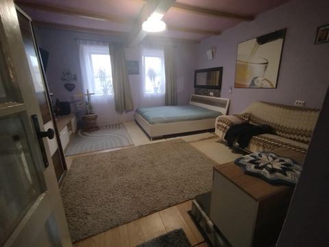 Eladó Ház 6440 Jánoshalma , Csendes utcában