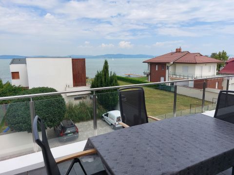Eladó Lakás 8630 Balatonboglár , Panorámás lakás