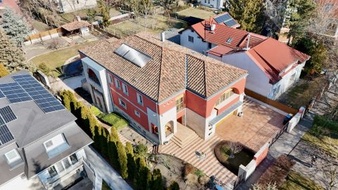 Eladó Ház 1031 Budapest 3. kerület Luxus Villa a Római parton