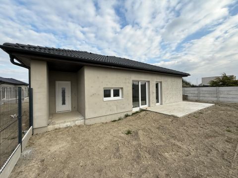 Eladó Ház 9200 Mosonmagyaróvár , Duna Lakópark