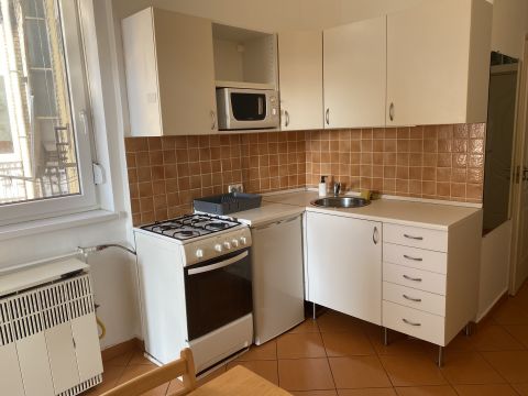 Kiadó Lakás 1089 Budapest 8. kerület Népliget környékén