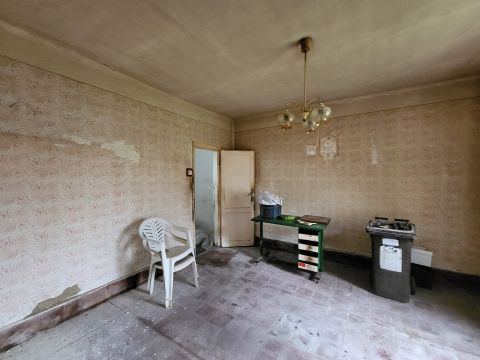 Eladó Ház 8053 Bodajk , központ közelében