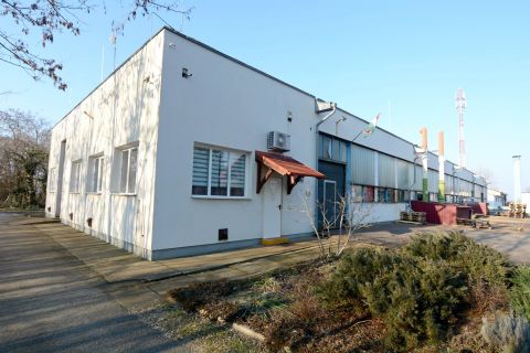 Eladó Ipari 6000 Kecskemét Kecskemét mellett működő galvanizáló üzem céggel együtt