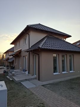 Eladó Ház 2151 Fót , Tóth Kázmér 