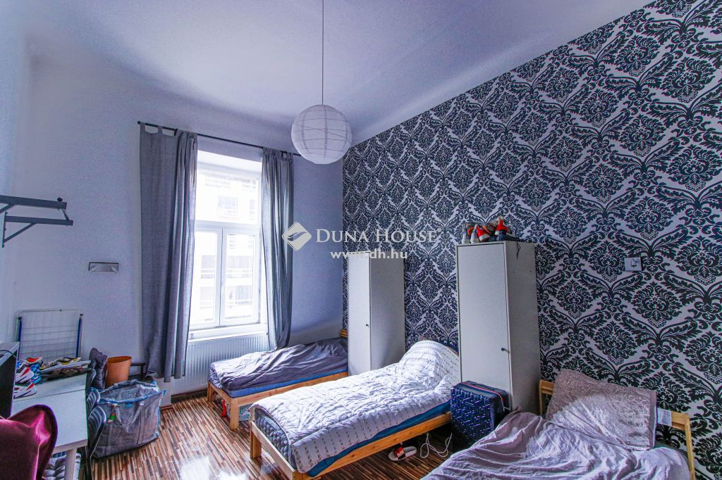 1087 Budapest 8. kerület , Bruttó 8% HOZAM - Kiváló befektetés a Keleti közelében, emeleti 2+2 szobás — 1/22