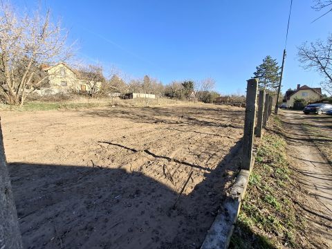 Eladó Telek 2141 Csömör Tulipán utca 