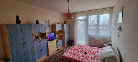 Eladó Lakás 2500 Esztergom 