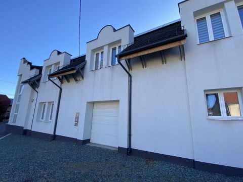 Eladó Vendéglátás 9400 Sopron Alsólőverekben természetközeli APARTMANHÁZ eladó!
