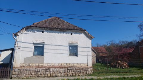 Eladó Lakás 7370 Oroszló 