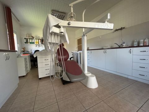 Eladó Üzlethelyiség 7633 Pécs 